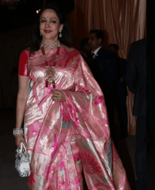 Banarasi Look Inspired by Bollywood Diva’s - JDS Varanasi_6