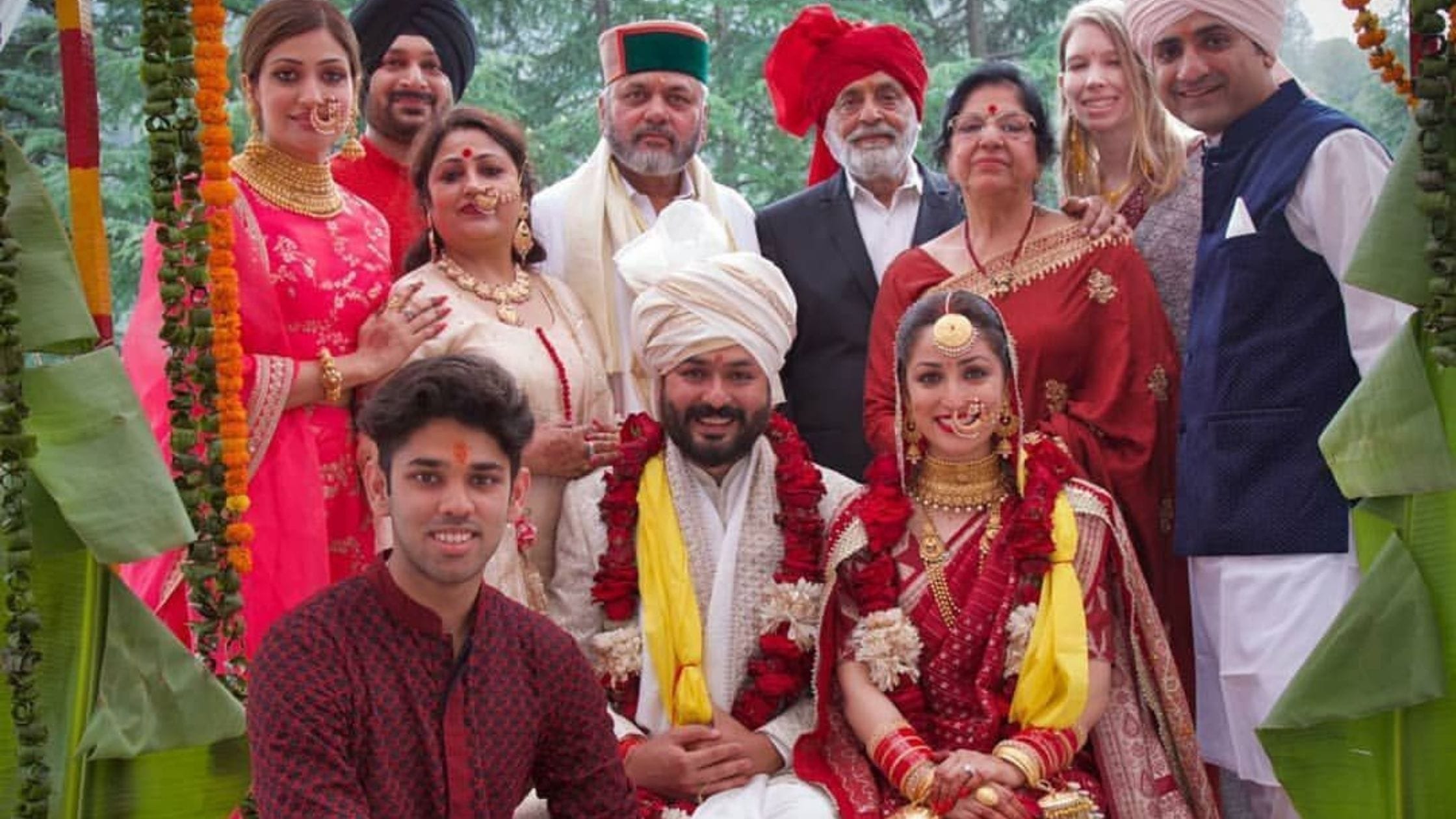 Yami Gautam in banarasi saree