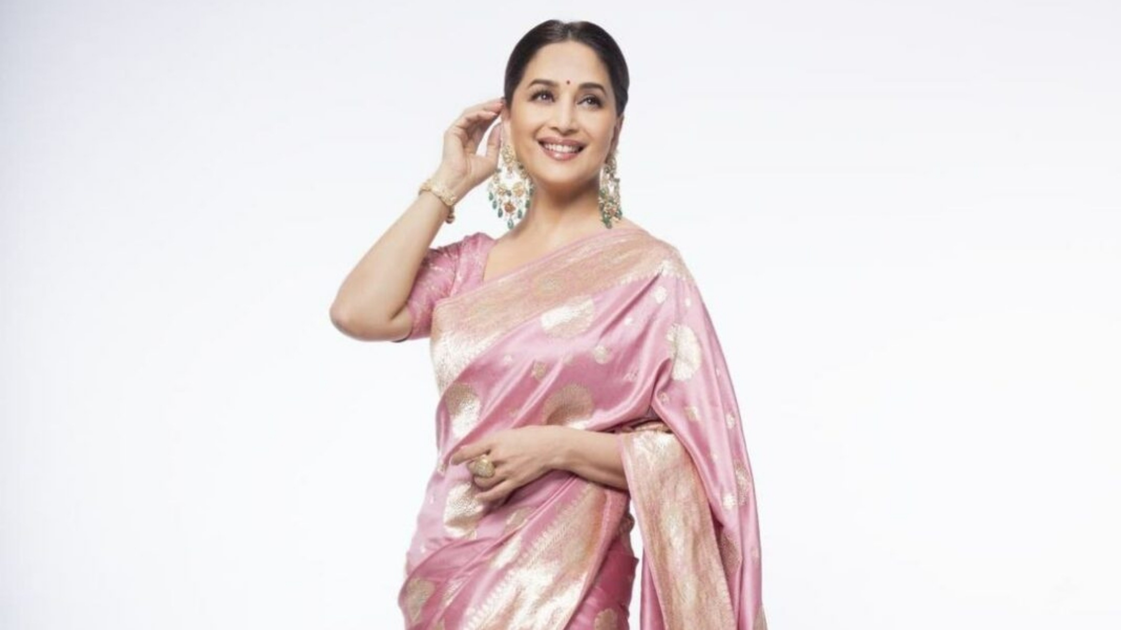 Maroon Color Banarasi Soft Lichhi Silk Saree Tradotional Look Saree  Beautiful Saree Gift for Love Saree Wonderful Saree Bollywood Saree - Etsy  Finland
