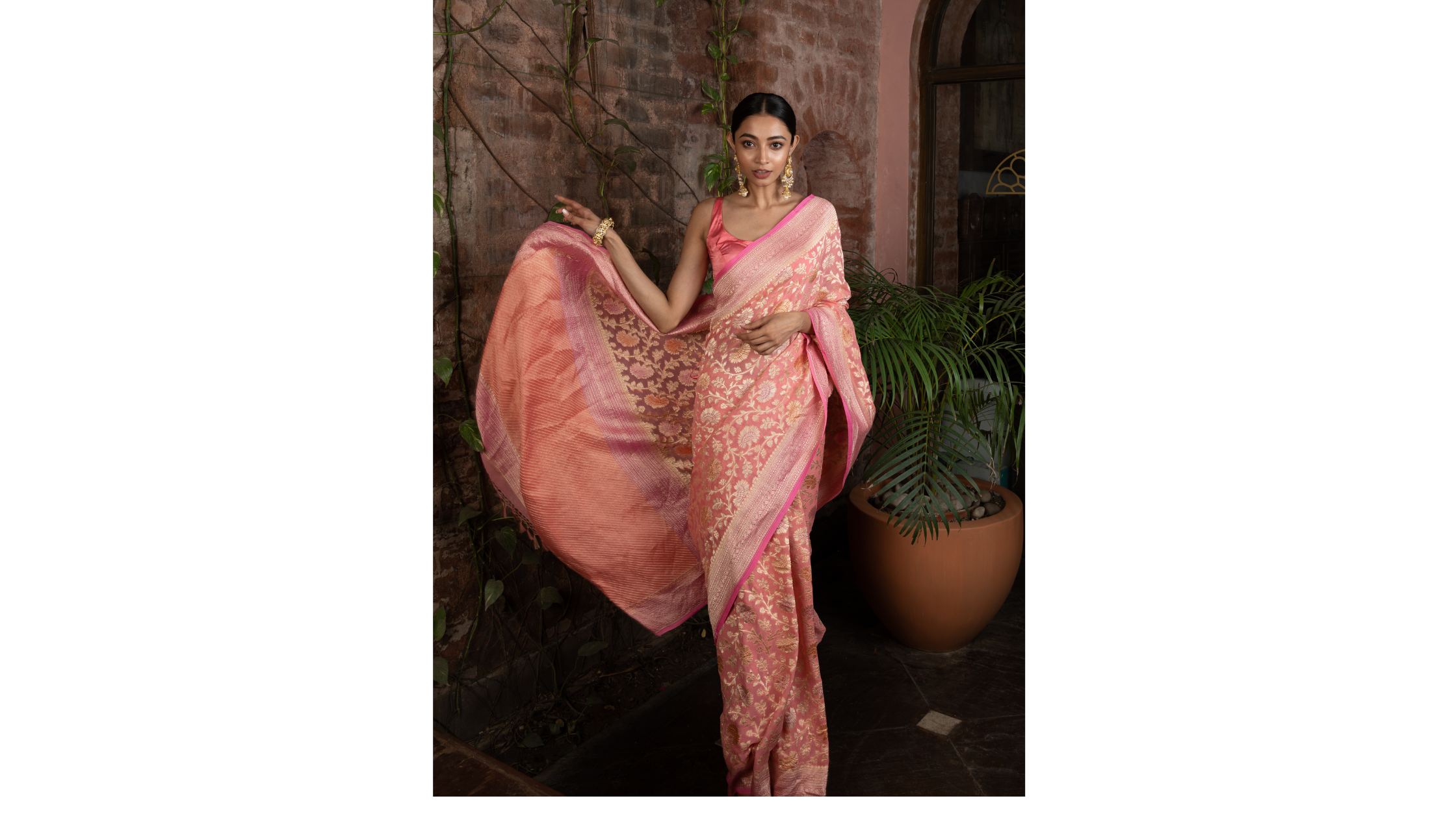 30 Georgeous ways to drape & style your Lehenga Saree