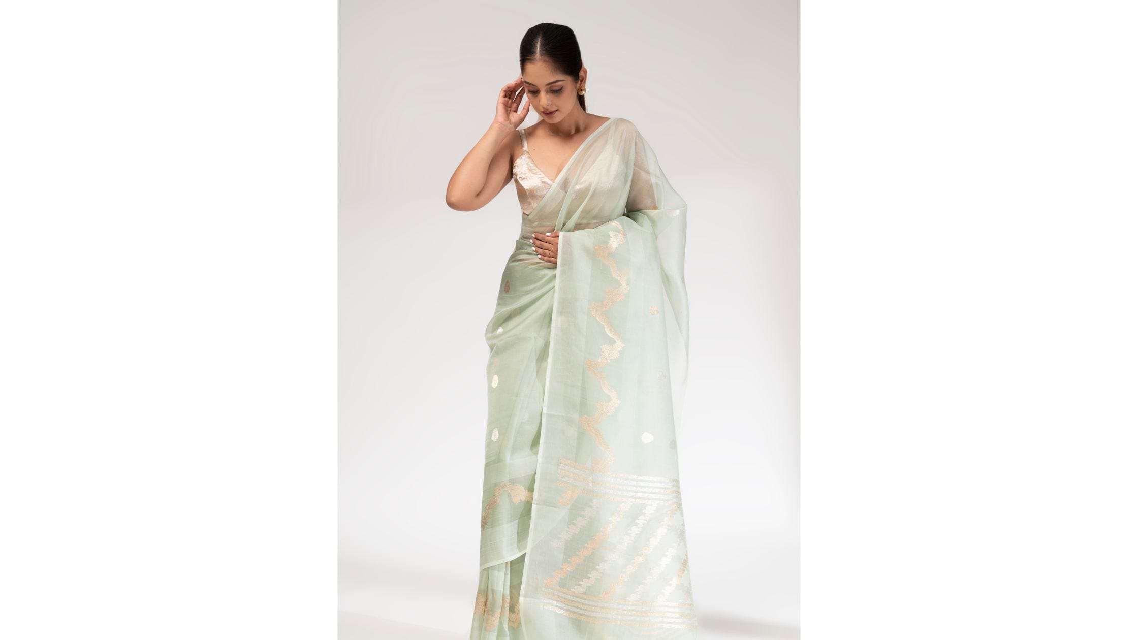 Mekhla Chador - A drape with a saree and a dupatta