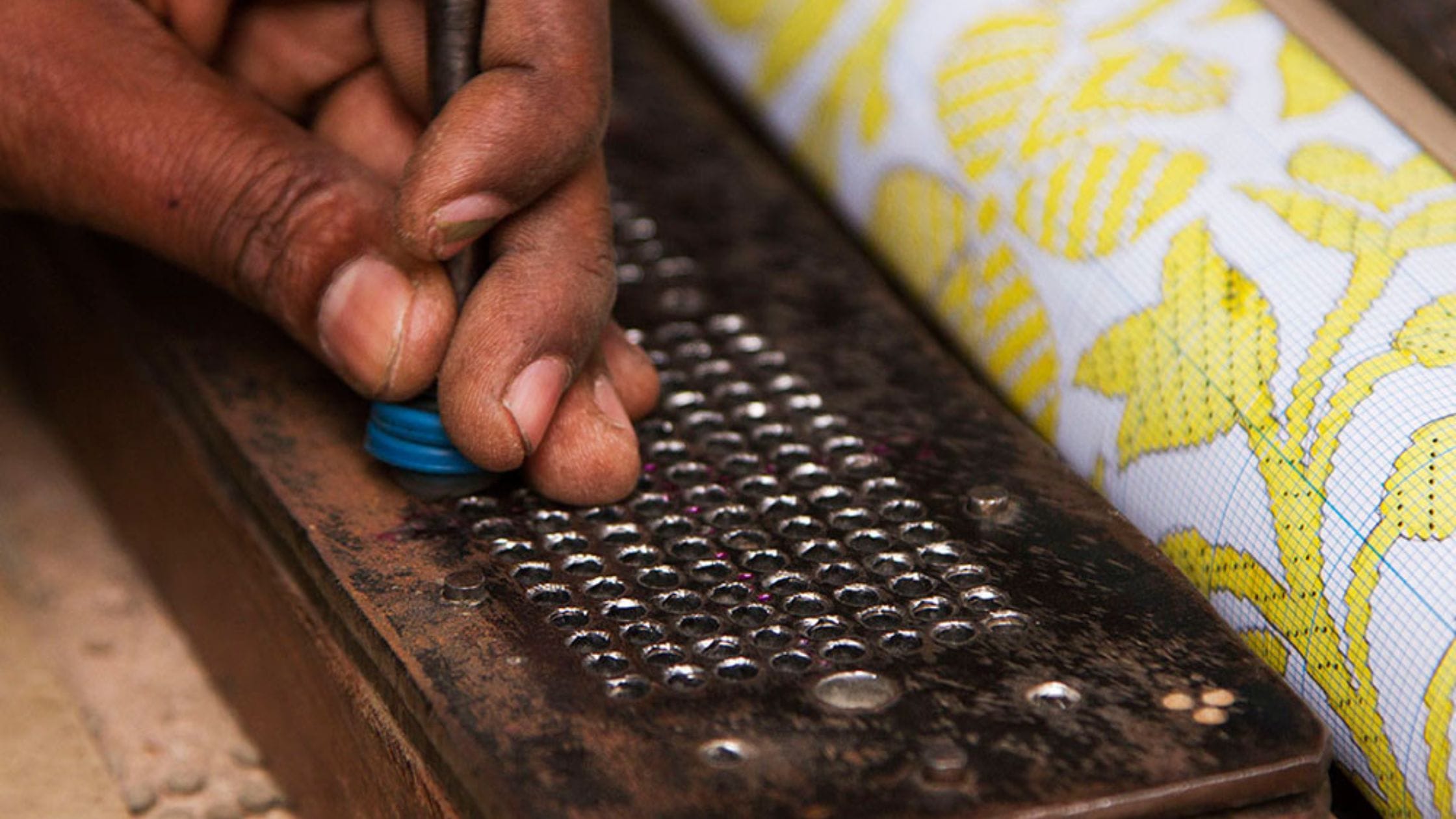 Banarasi Saree History - pit looms 