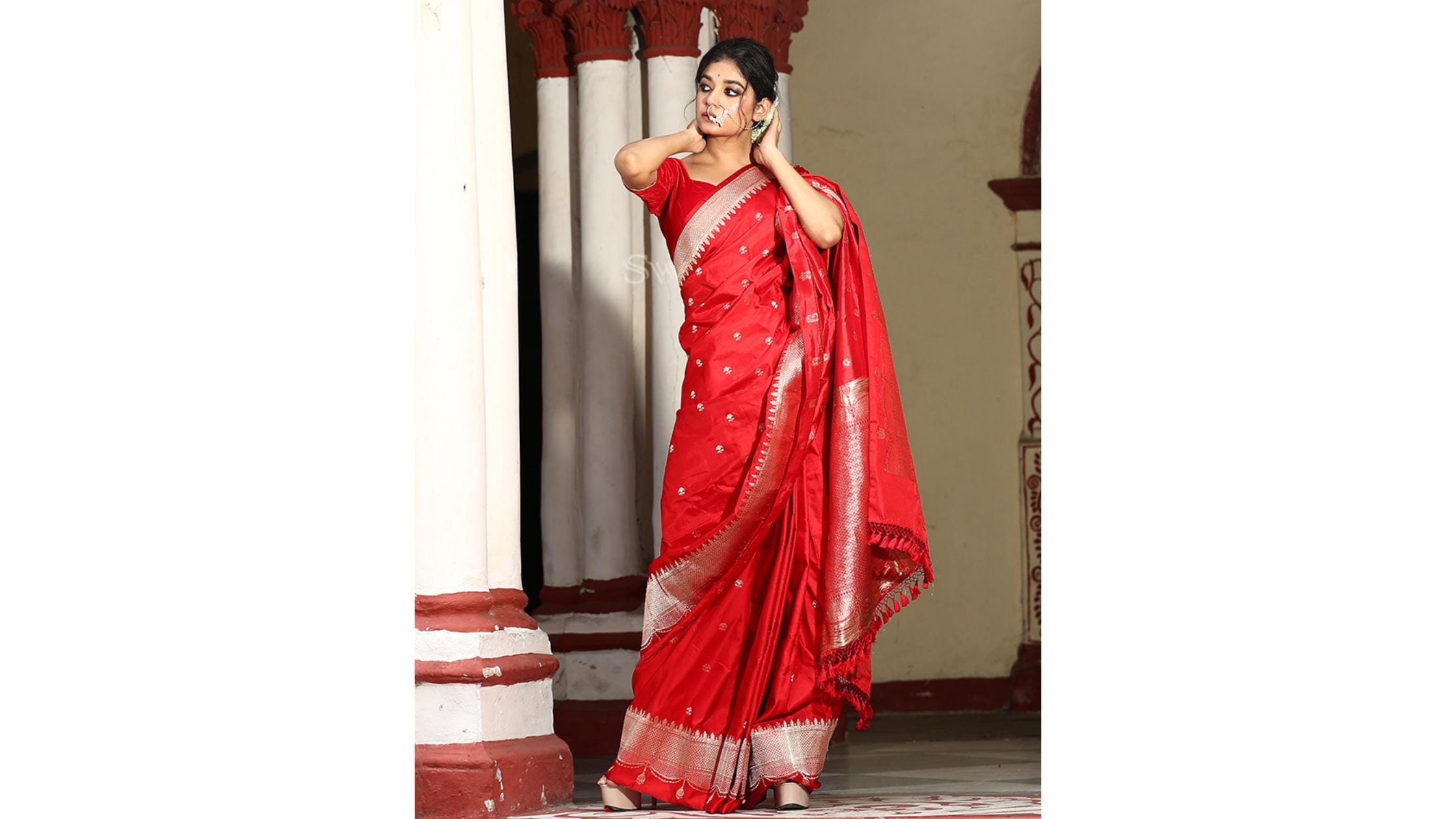 Red Booti Satin Silk Handloom Banarasi Saree